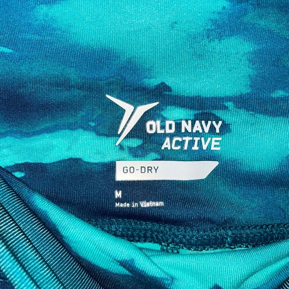 Old Navy Go Dry Active Short - Picture 2 of 4